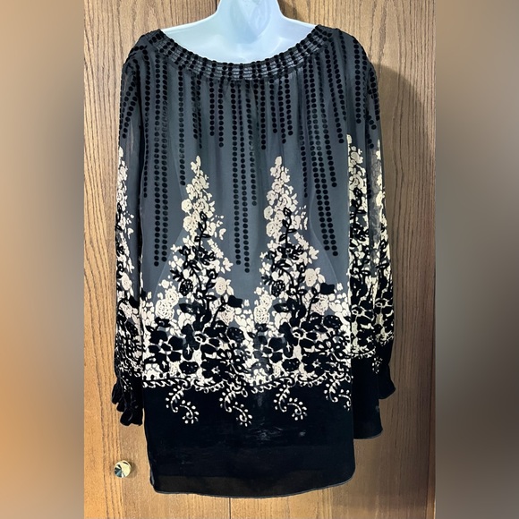 Nurture women’s XL blouse - Picture 5 of 8